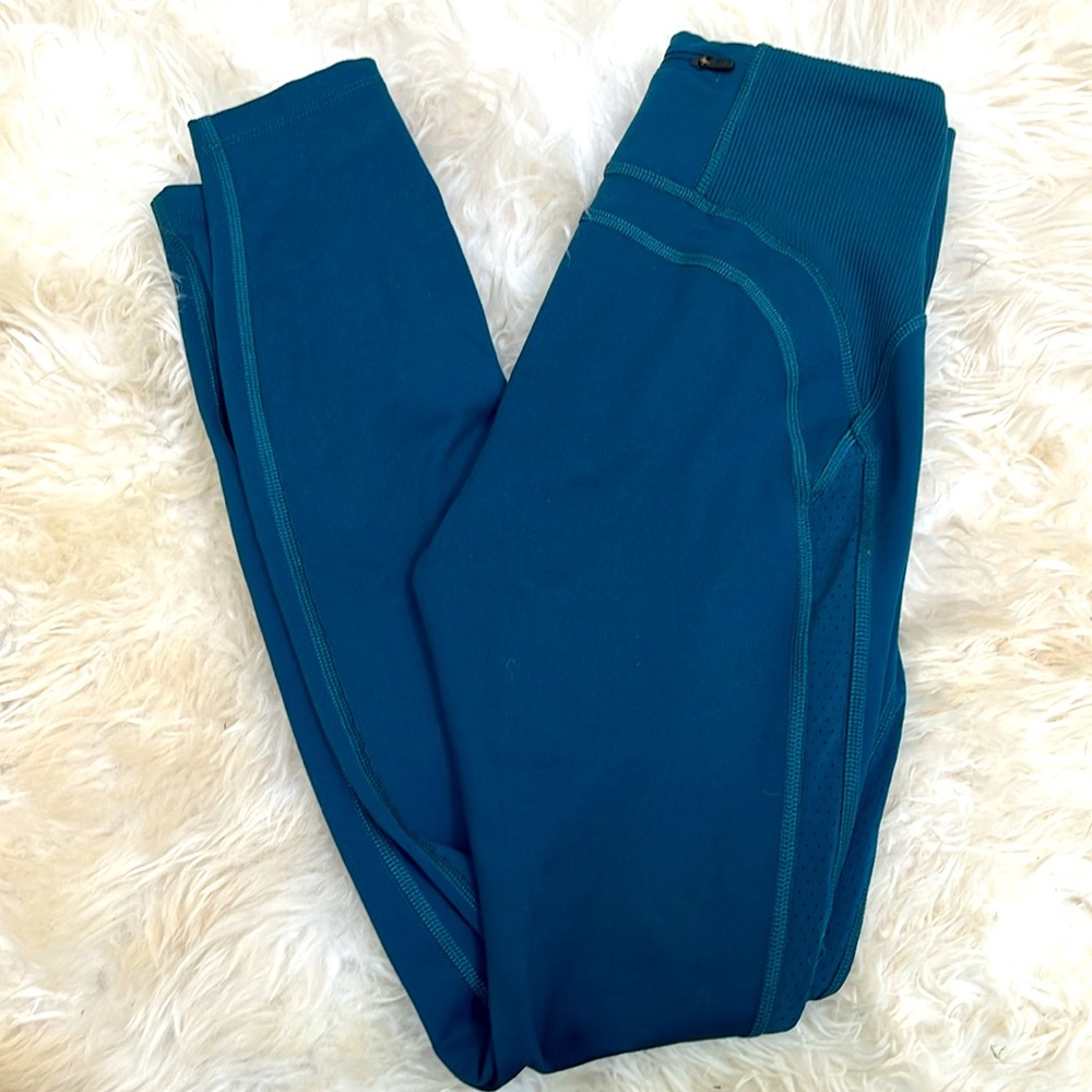 REI Active Pursuits leggings Like new! gorgeous deep color! Good compression!